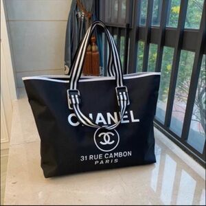 GWP Chanel VIP/Novelty Black and White Large Tote Bag